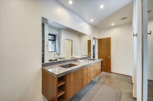 Modern Alpine Escape Home