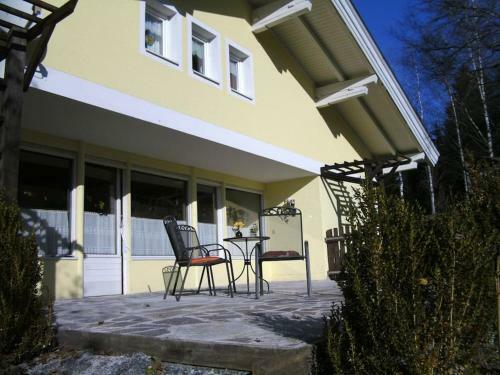 Gro�es Ferienhaus In Ruhiger Lage - Wlan B. 9 Per.