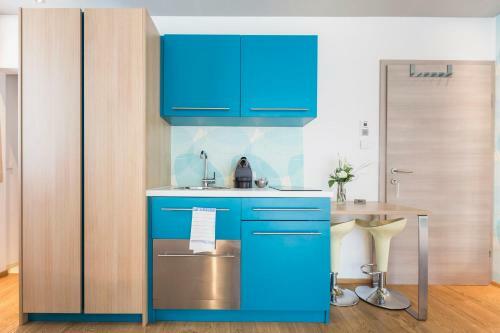Room 4 & 5 Apartments