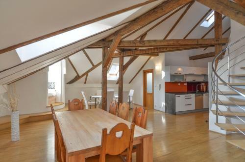 Amazing Charles Bridge Apartment