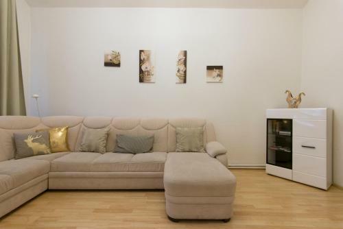 Spacious Apartment Near Wenceslas Square