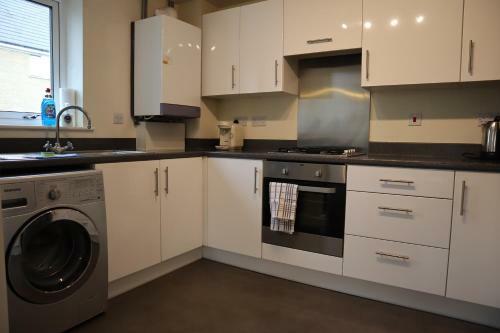Apartamento Modern Apt In Epsom-self Check In & Free Parking