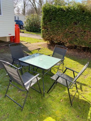 Haggerston Castle 8 Berth Caravan - Riverside 37