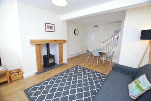 Love Street Cottage
