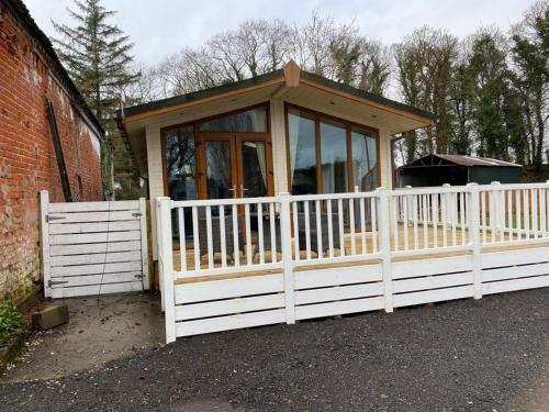 The Lodge At Point House Farm