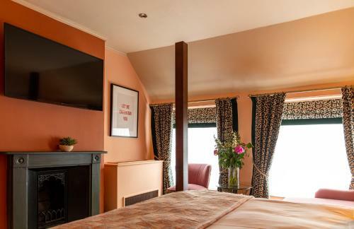 Hotel Ingleside House