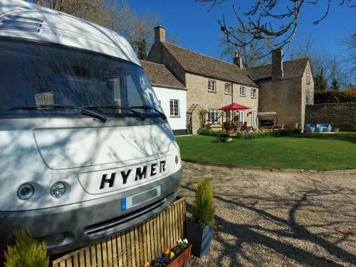 Large Static Motorhome - Stunning Countryside Views