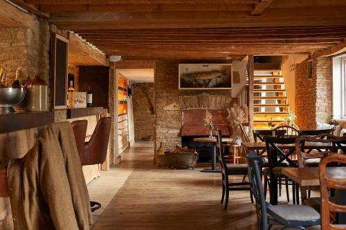 Hotel Wild Thyme & Honey