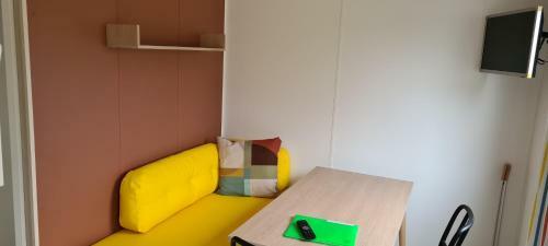Mini-chalet - Vakantiepark 't Urkerbos