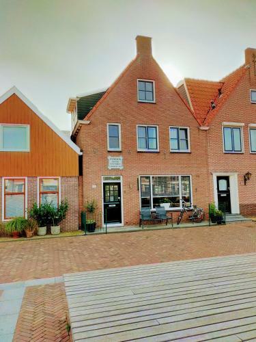 Bed & Breakfast Noemie's Pension House