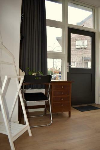 Spacious And Modern Apartment Warmond