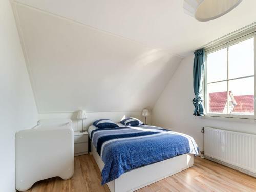 Spacious Holiday Home In Zeewolde With Swimming Pool