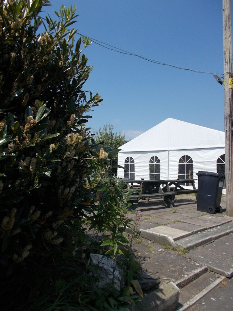 The White Lion Hotel