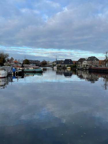 Apartamento Slapen Op Het Water