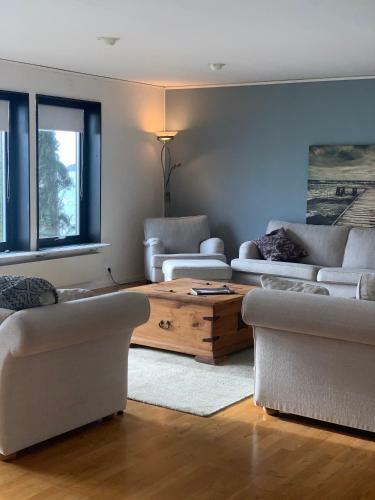 Villa Charming House With Panoramic Sea View Over Br�viken!