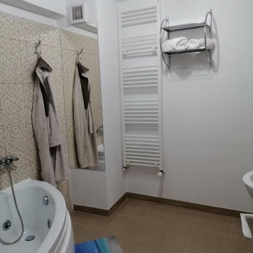 Apartamento Karla Residence / Greta Residence
