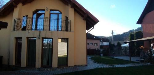 Hostal Pensiunea Vila Mocanilor