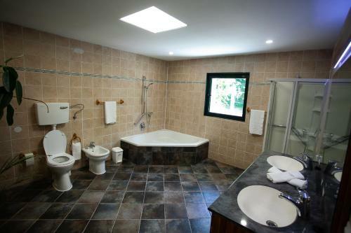 Hostal Vila Dino