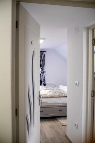 Bed & Breakfast Pensiunea Dan-ge-la