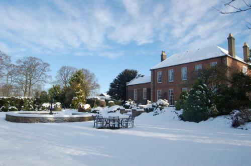 Hostal The Wold Cottage