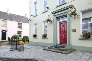 Bed & Breakfast Charlemont House
