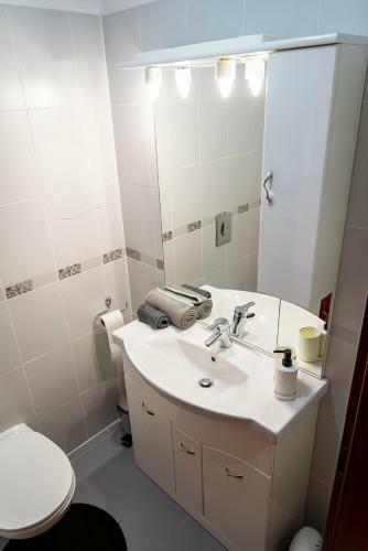 Clabucet Nest Deluxe Apartment