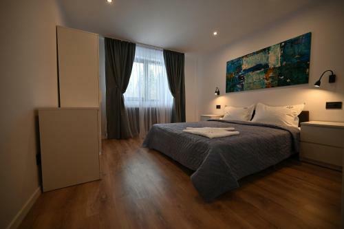 R&b Apartments