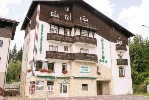Hostal Pensiunea Alpin