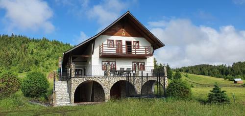 Serenity Villa