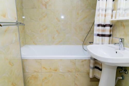 Family Apartment Near Shoping City