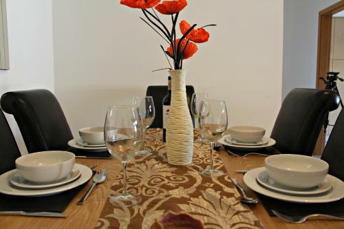 Health Approved Apartment With Ac, Terraces And Pool