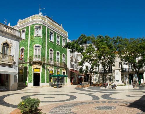 Large Family Apartment - Marina Park