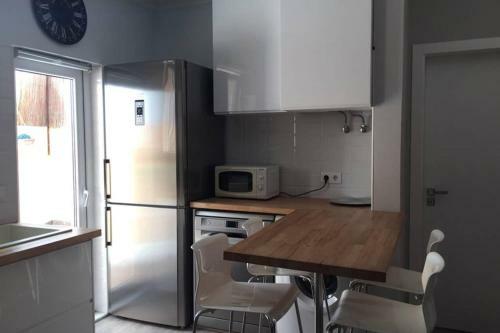 Cosy Holiday Apartment In Lagos