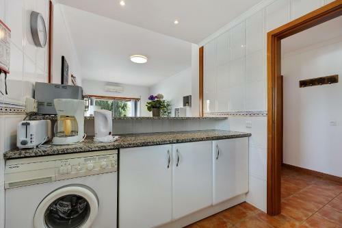 Henris Apartment