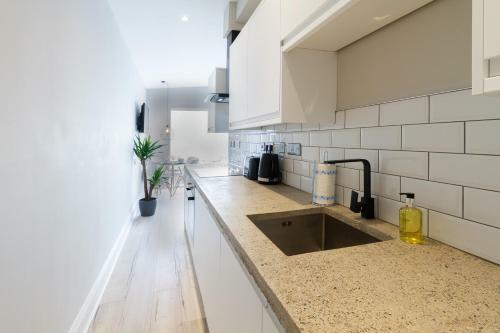 Elmire House - Apartments Of Newcastle