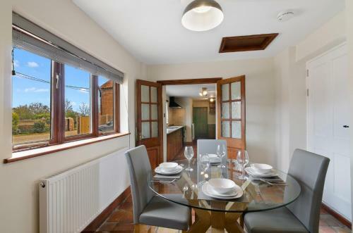 Cosy 2 Bedroom Cottage - Cawston Norwich