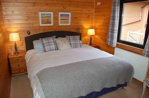 Luxury Woodland Oak Lodge