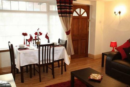 Robertsbridge Retreat At Cornhill Luxury Self Catering Apartments