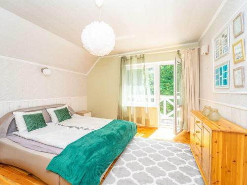 Spacious Holiday Home In Rowy