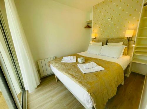 Apartamento T2 Terrace On The Ground Floor-pool-golf-park