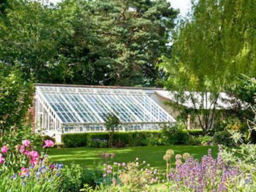 Gardeners Cottage