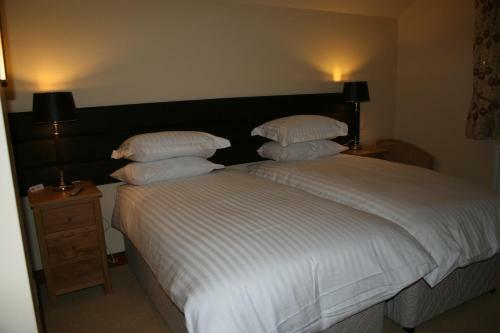 Hotel The Three Horseshoes Inn