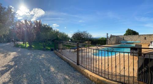 Bed & Breakfast Chambre D'hotes Les Cigales