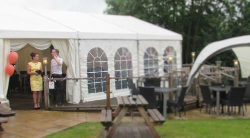 Posada Narrowboat At Weedon