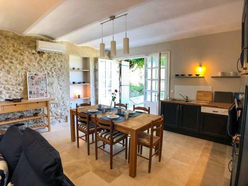 Apartamentos Ermitage Crestet (ventoux - Provence)
