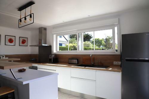 Azur, Maison Moderne Vue Mer