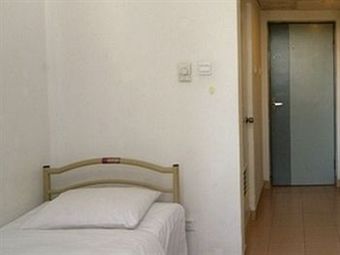 Hostal Karmary Guest House