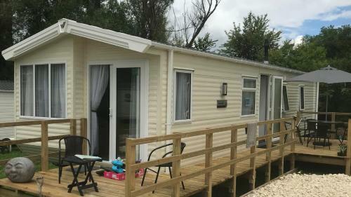 Luxury Mobile Home Near Bordeaux