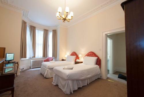 The Courtlands Hotel