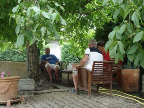 Au Paradis Des Grillons